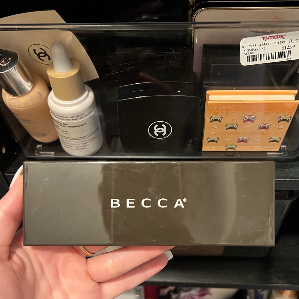 Becca pallet.